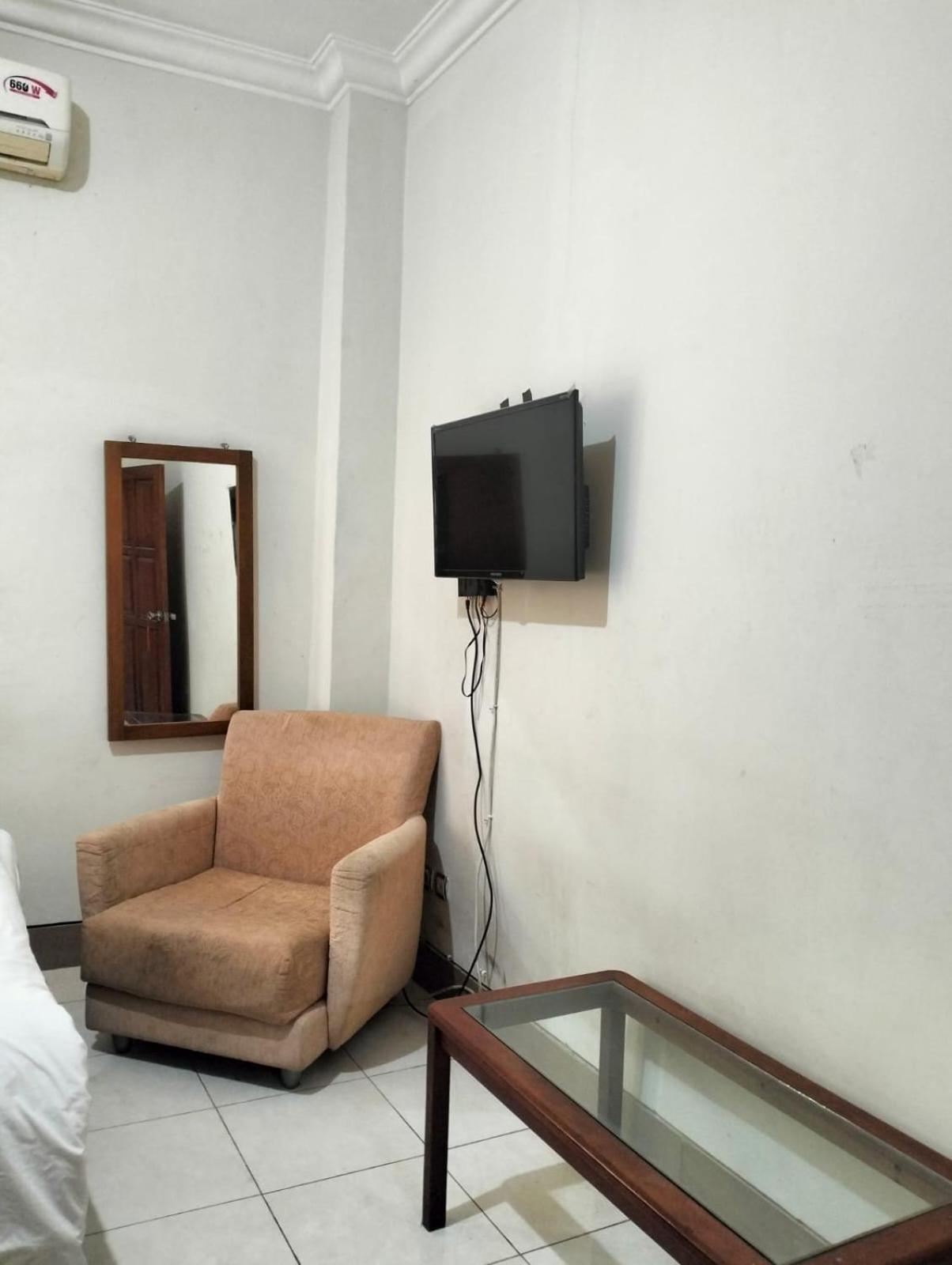 Nakula Familiar Inn Denpasar Esterno foto